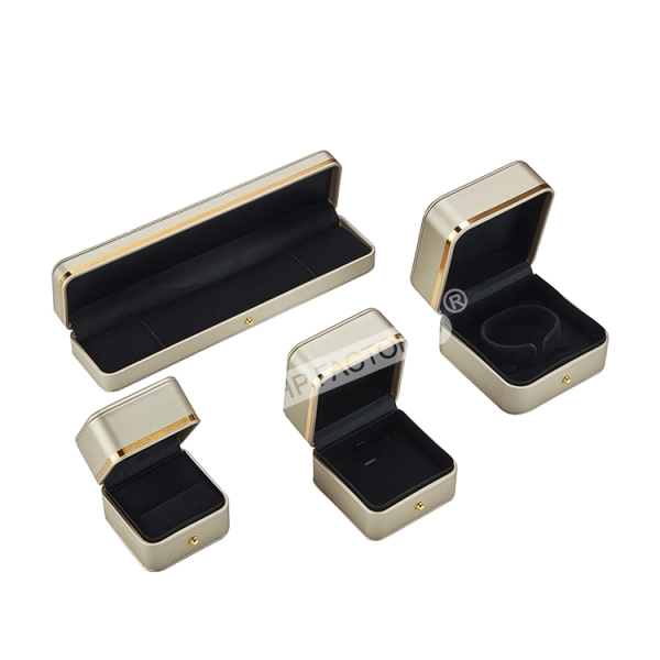 Luxury Earring Necklace Jewelry Gift Box  Side View